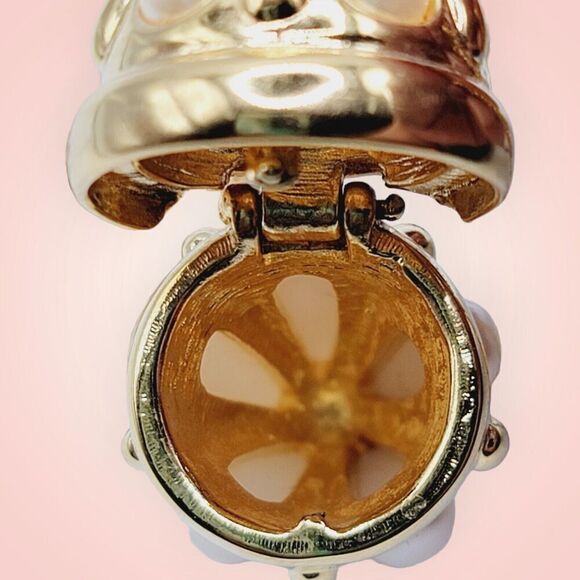 Chatelaine Poison Locket Casket Bottle Necklace by Joan Rivers Gold Plated Pearl - Picture 9 of 10
